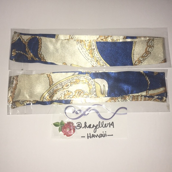 Twilly & Macaroon Keychain - Picture 2 of 5